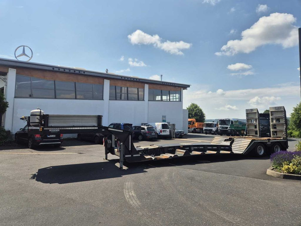 Ressenig SATL2-400 teleskop.-Maschinentieflader - Semi-trailer: picture 5 Ressenig SATL2-400 teleskop.-Maschinentieflader - Semi-trailer: picture 5
