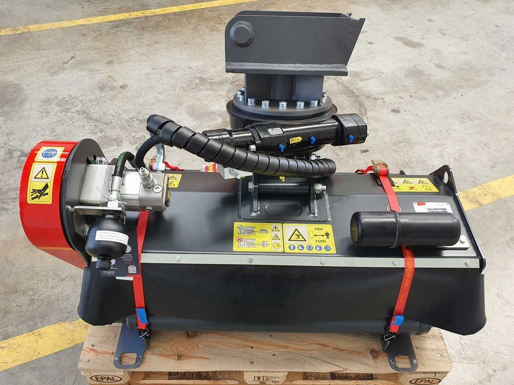 Seppi M. H3 105 /2-5to Mulcher Drehkranz lagernd Seppi M. H3 105 /2-5to Mulcher Drehkranz lagernd - Forestry mulcher: picture 5 Seppi M. H3 105 /2-5to Mulcher Drehkranz lagernd Seppi M. H3 105 /2-5to Mulcher Drehkranz lagernd - Forestry mulcher: picture 5