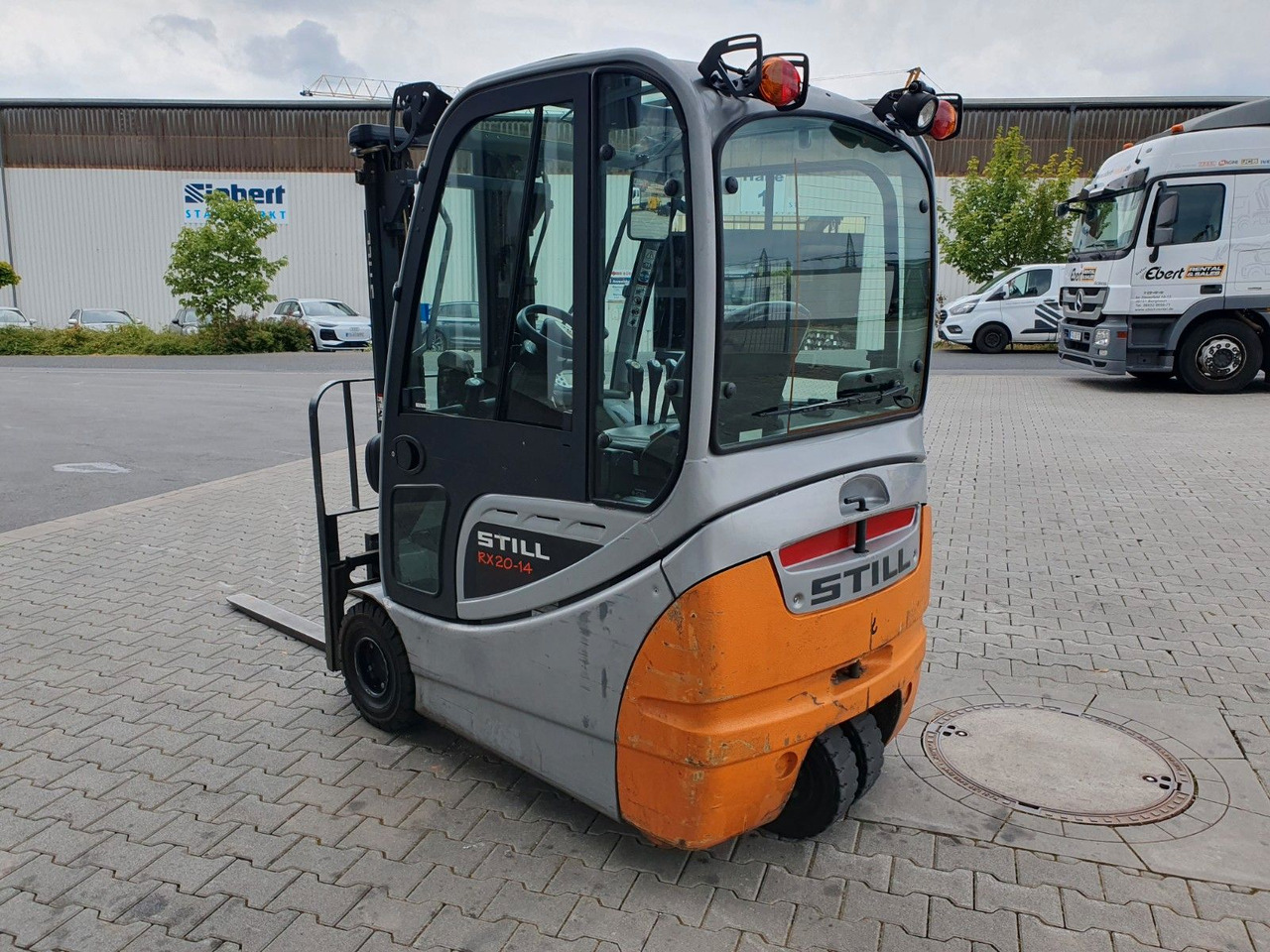Still RX 20-14 / Triplex: 4,3m / nur 2.328h / SS - Electric forklift: picture 5 Still RX 20-14 / Triplex: 4,3m / nur 2.328h / SS - Electric forklift: picture 5