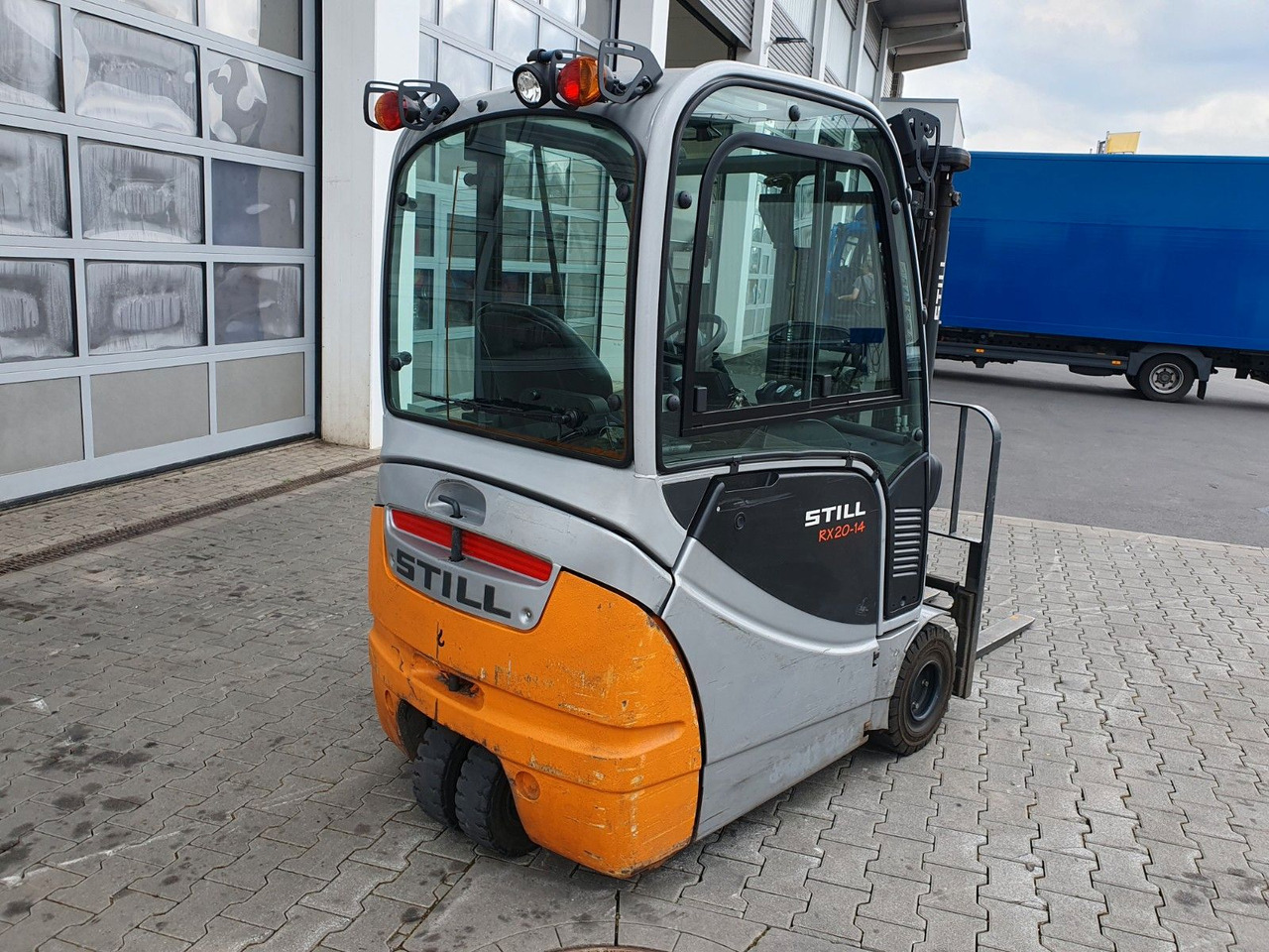 Still RX 20-14 / Triplex: 4,3m / nur 2.328h / SS - Electric forklift: picture 3 Still RX 20-14 / Triplex: 4,3m / nur 2.328h / SS - Electric forklift: picture 3
