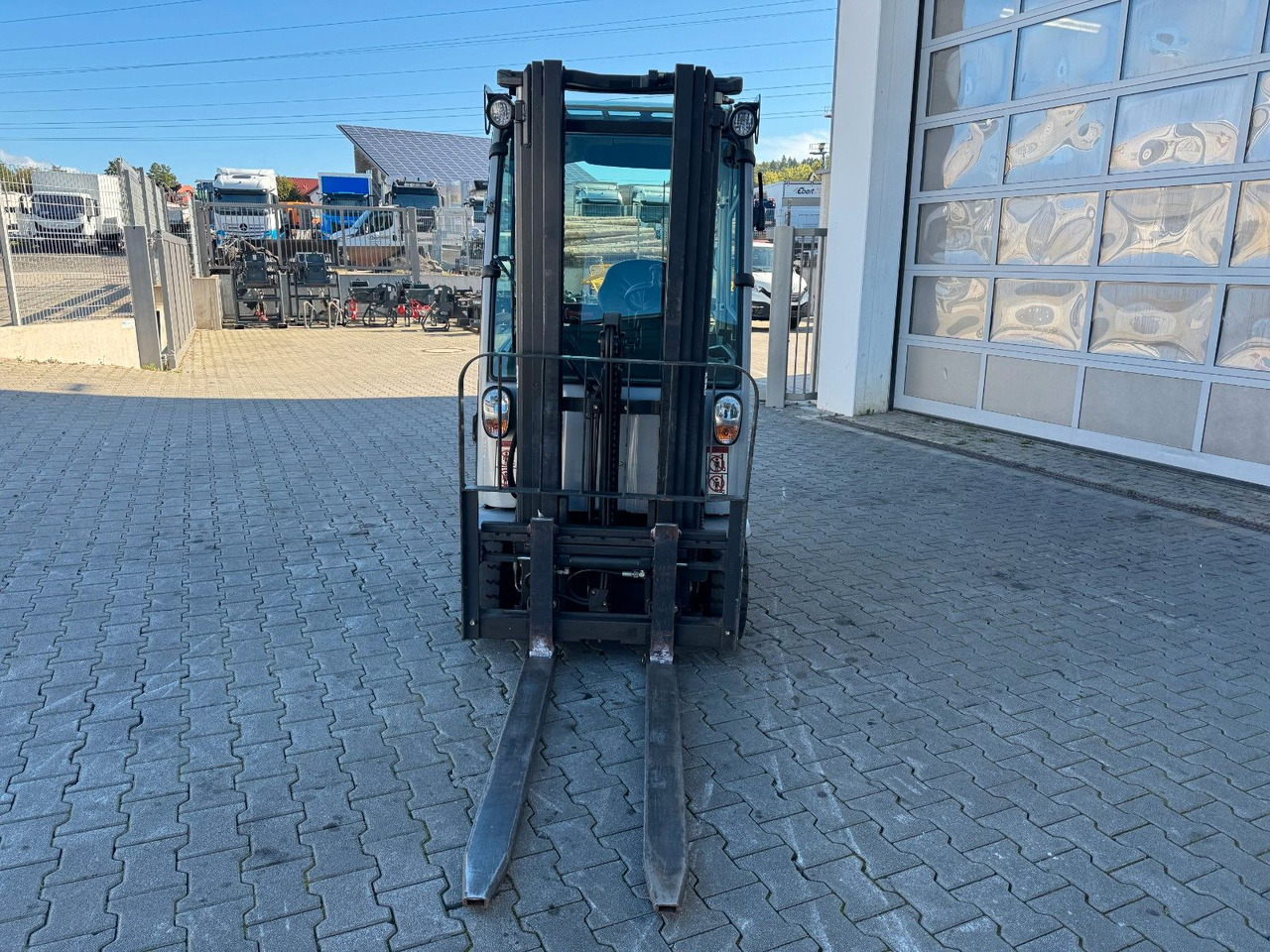 Still RX20-14 / Triplex: 4.30m! / 354h / SS / 23/2022 - Electric forklift: picture 4 Still RX20-14 / Triplex: 4.30m! / 354h / SS / 23/2022 - Electric forklift: picture 4