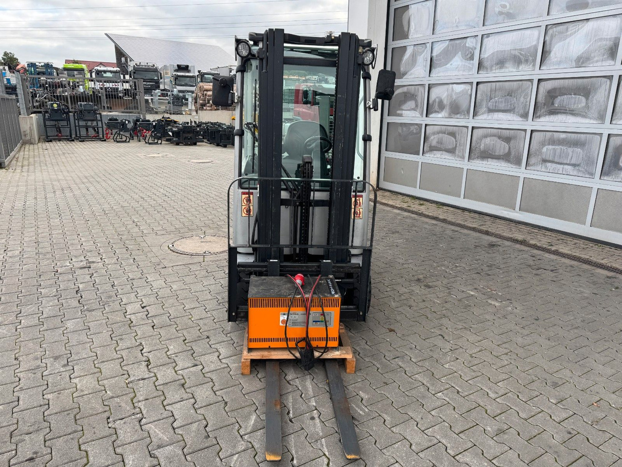 Still RX20-14 / Triplex: 4.30m! / 751h / SS / 03/2022 - Electric forklift: picture 5 Still RX20-14 / Triplex: 4.30m! / 751h / SS / 03/2022 - Electric forklift: picture 5