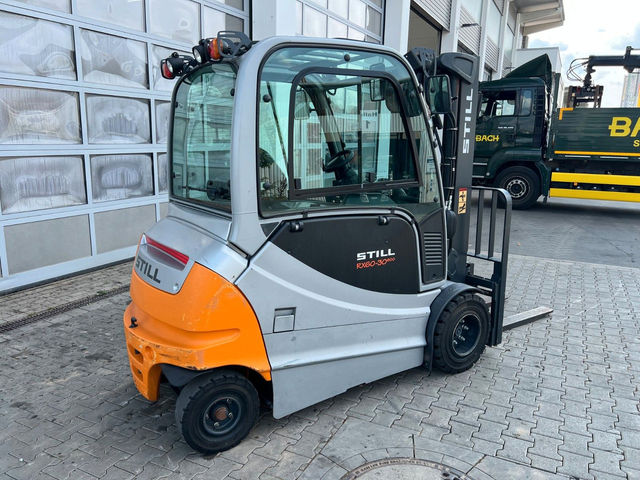 Still RX60-30L/600 / 04/2025 / Hubhöhe 4.580mm / SS - Electric forklift: picture 4 Still RX60-30L/600 / 04/2025 / Hubhöhe 4.580mm / SS - Electric forklift: picture 4