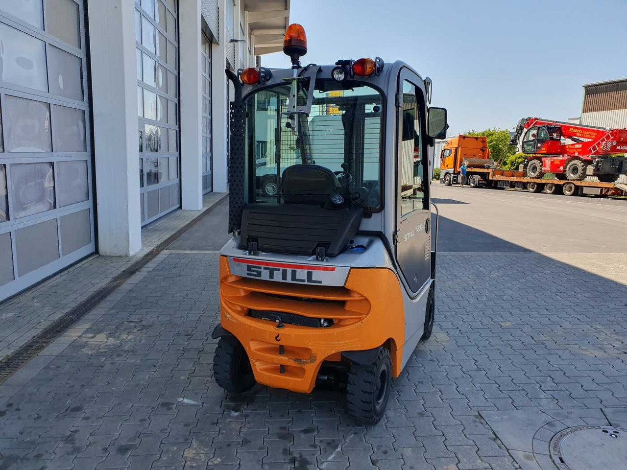 Still RX70-16 / Triplex: 4.60m / nur 576h! / 1.600kg - Diesel forklift: picture 5 Still RX70-16 / Triplex: 4.60m / nur 576h! / 1.600kg - Diesel forklift: picture 5