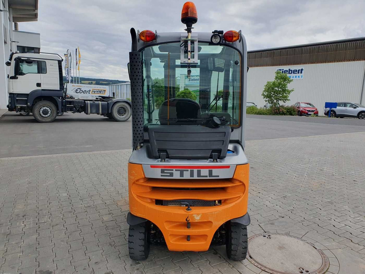 Still RX70-16 / Triplex: 4.60m / nur 789h! / 1.600kg - Diesel forklift: picture 4 Still RX70-16 / Triplex: 4.60m / nur 789h! / 1.600kg - Diesel forklift: picture 4