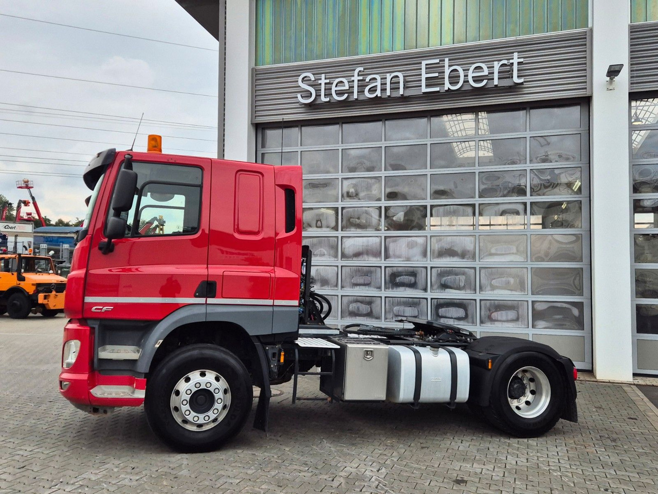 DAF CF 450 FT 4x2 Hydraulik Alu-Felgen Bett - Tractor unit: picture 5 DAF CF 450 FT 4x2 Hydraulik Alu-Felgen Bett - Tractor unit: picture 5