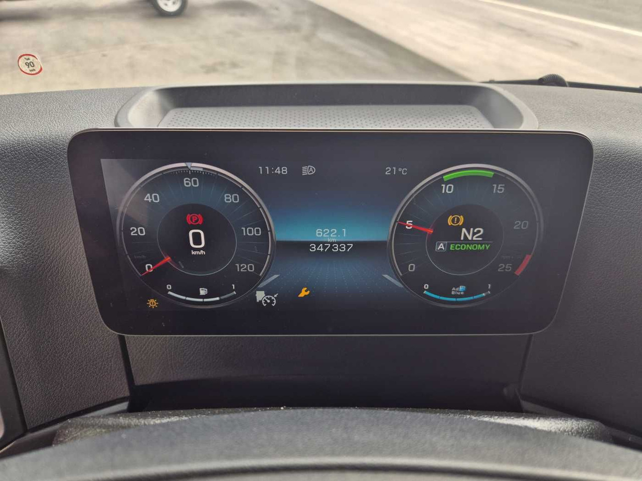 Tractor unit Mercedes-Benz Actros 1840 LSnRL Retarder Hubsattelplatte Xenon: picture 14 Tractor unit Mercedes-Benz Actros 1840 LSnRL Retarder Hubsattelplatte Xenon: picture 14