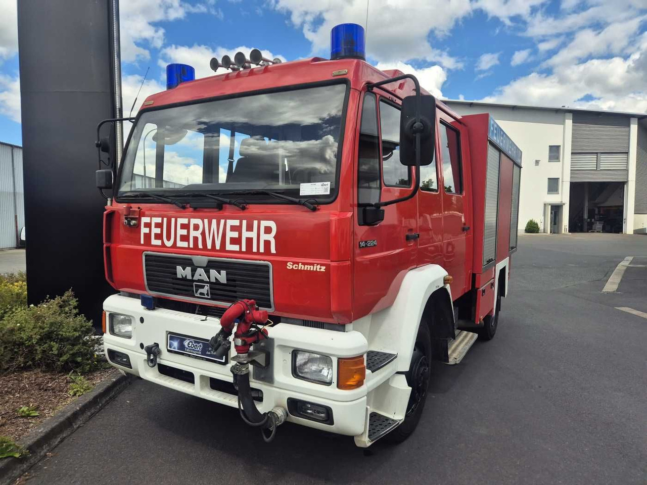 MAN 14.224 4x4 TLF 16/29 Tanklöschfahrzeug Feuerwehr - Truck: picture 2 MAN 14.224 4x4 TLF 16/29 Tanklöschfahrzeug Feuerwehr - Truck: picture 2