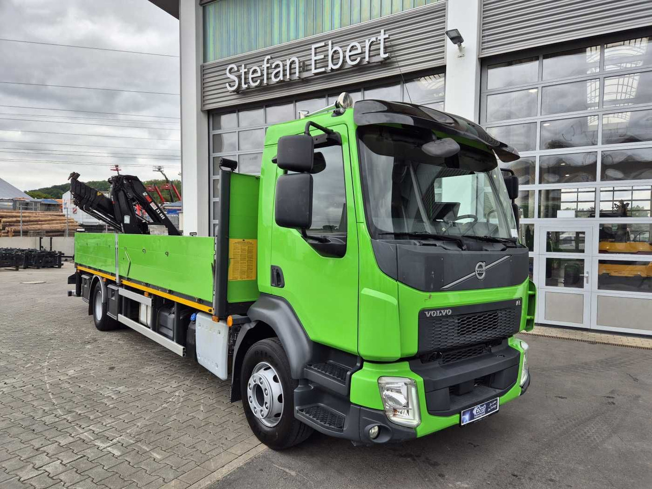 Volvo FL 42 R Kran Hiab XS 088 Funk bis 14 m! Kamera - Dropside/ Flatbed truck, Crane truck: picture 3 Volvo FL 42 R Kran Hiab XS 088 Funk bis 14 m! Kamera - Dropside/ Flatbed truck, Crane truck: picture 3