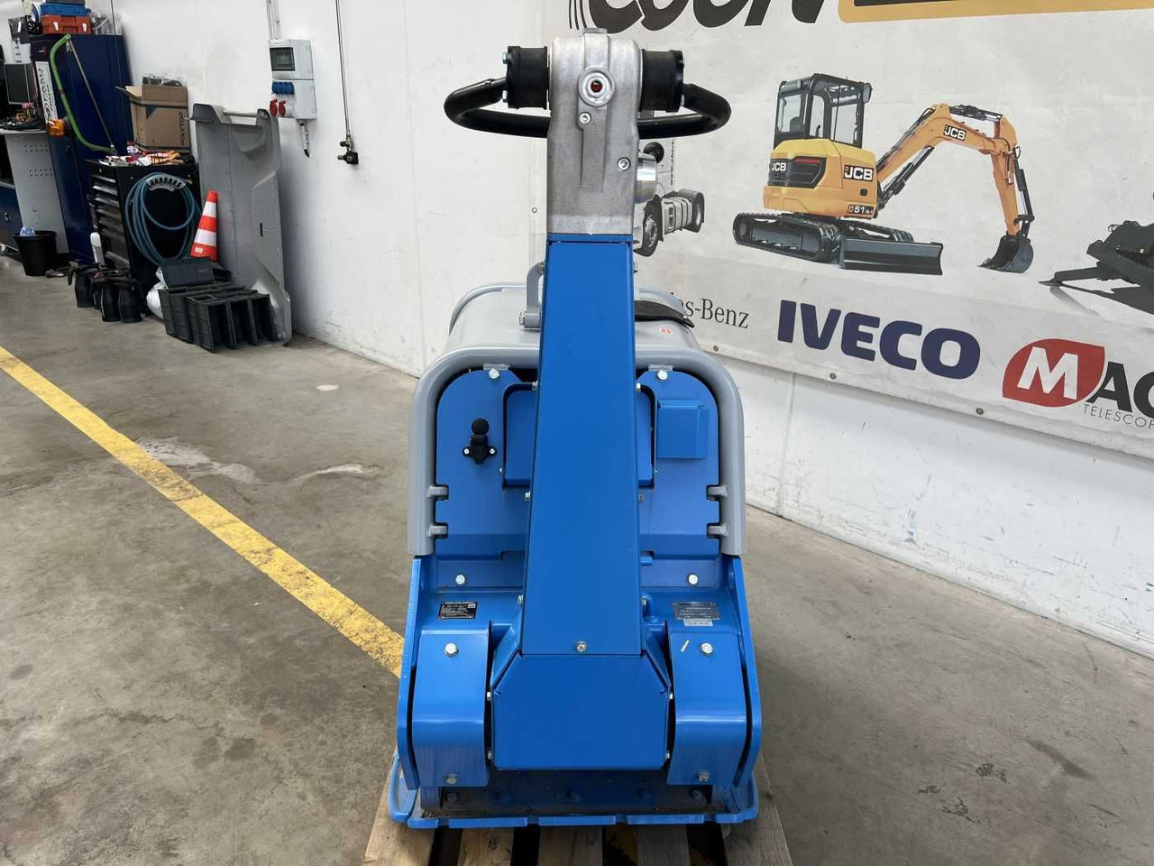 Weber CR 9 Hatz-Diesel / 736kg / E-Start / DEMO - Plate compactor: picture 5 Weber CR 9 Hatz-Diesel / 736kg / E-Start / DEMO - Plate compactor: picture 5