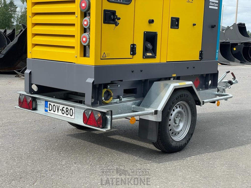 Generator set Atlas Copco QAS 45 50 Hz Generaattori StageV vetovarustuksella: picture 16