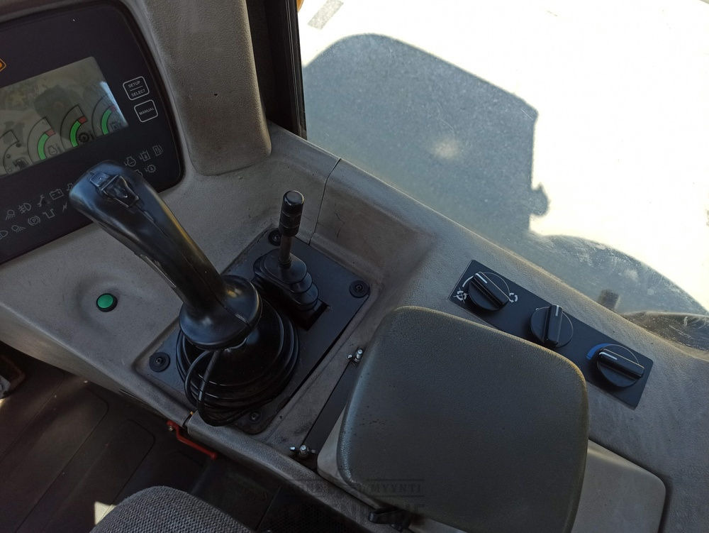 Wheel loader JCB 411B  HT pyöräkuormaaja: picture 13