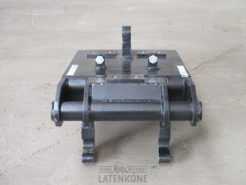 Laten Pikaliitinadapteri NTP20/30-NTP10 - Quick coupler for Construction machinery: picture 2 Laten Pikaliitinadapteri NTP20/30-NTP10 - Quick coupler for Construction machinery: picture 2
