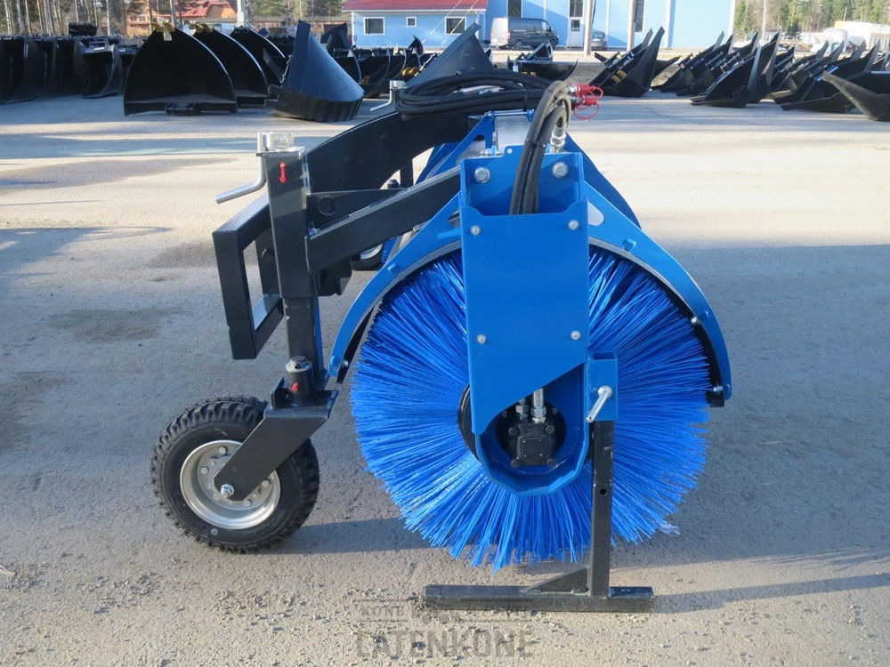 Padagas Avoharja Shark 300 RLT - Broom for Construction machinery: picture 3 Padagas Avoharja Shark 300 RLT - Broom for Construction machinery: picture 3