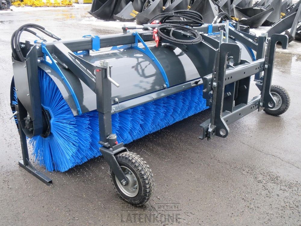 Padagas Avoharja Shark H 300 RLT - Broom for Construction machinery: picture 3 Padagas Avoharja Shark H 300 RLT - Broom for Construction machinery: picture 3