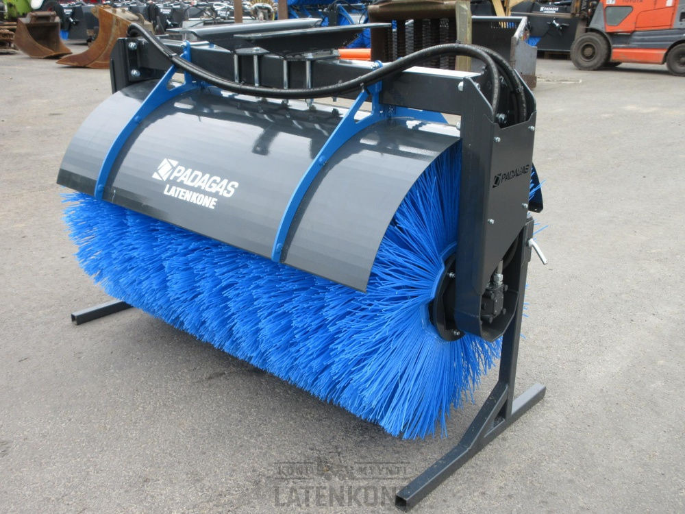 Padagas Puomiharja PIW-150 R ilman kiinnikettä - Broom for Construction machinery: picture 3 Padagas Puomiharja PIW-150 R ilman kiinnikettä - Broom for Construction machinery: picture 3