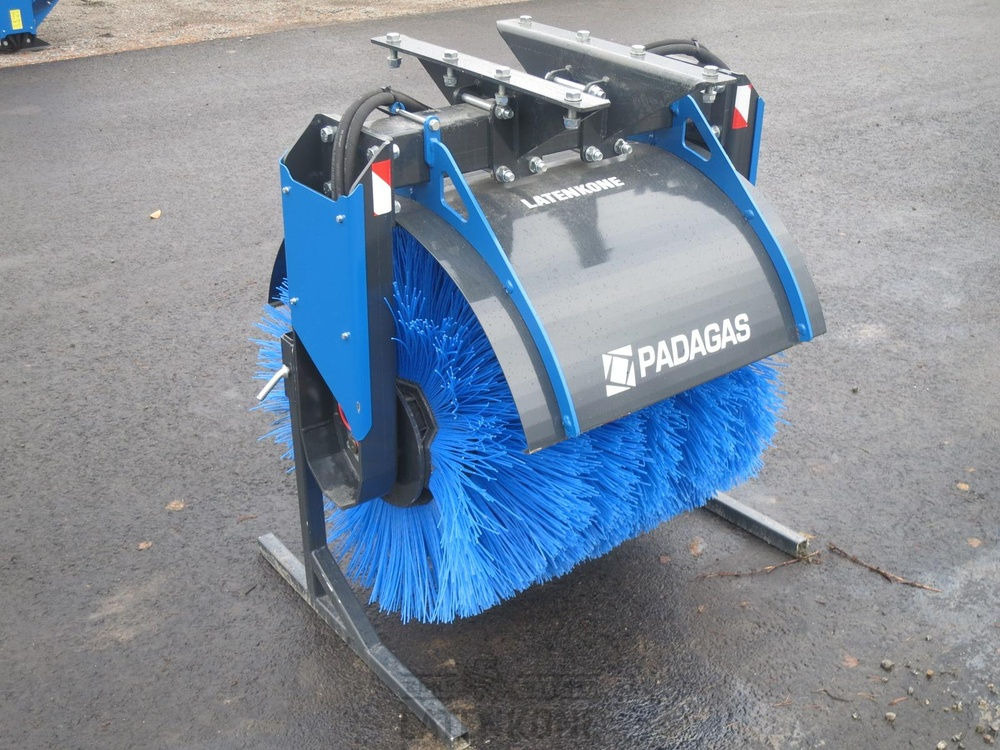 Padagas Puomiharja PIW-80 R ilman kiinnikettä - Broom for Construction machinery: picture 1 Padagas Puomiharja PIW-80 R ilman kiinnikettä - Broom for Construction machinery: picture 1
