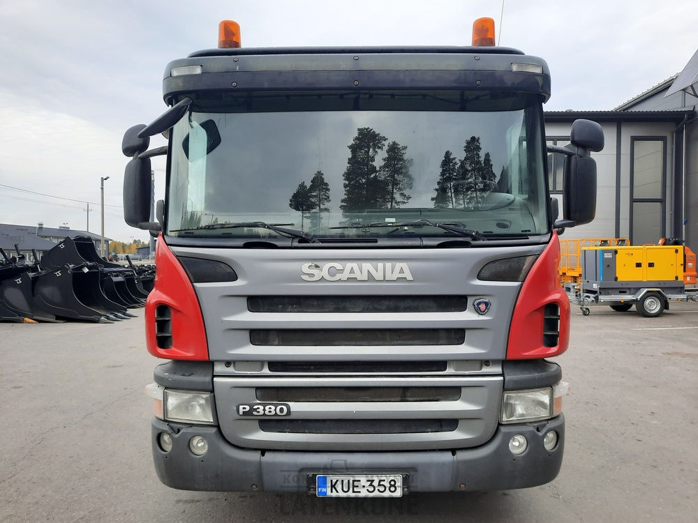 Scania P380 8x2 koneenkuljetusauto - Car transporter truck: picture 4 Scania P380 8x2 koneenkuljetusauto - Car transporter truck: picture 4