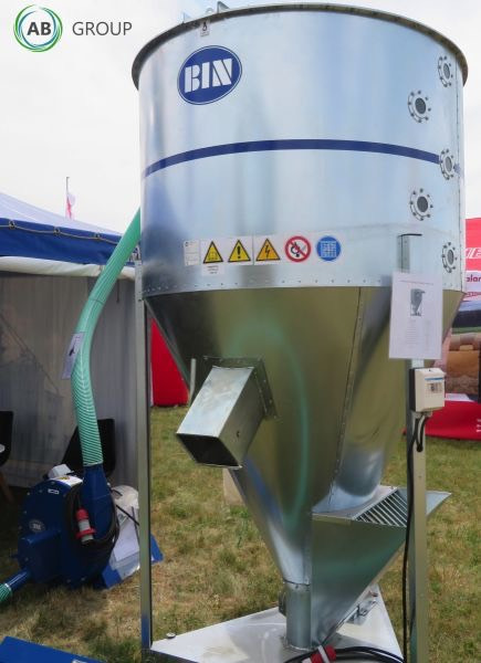 BIN MS-1000 bulk feed mixer - Forage mixer wagon: picture 1 BIN MS-1000 bulk feed mixer - Forage mixer wagon: picture 1
