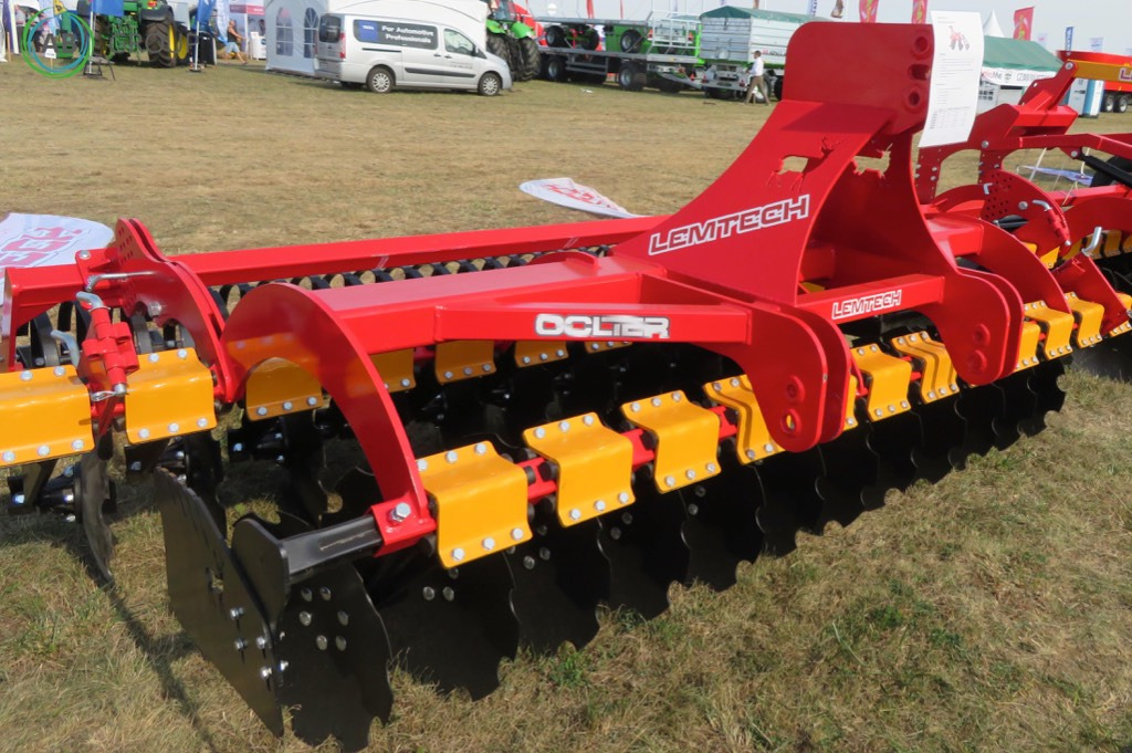 Lemtech heavy disc harrow Colter BT30, 3 m - Disc harrow: picture 1 Lemtech heavy disc harrow Colter BT30, 3 m - Disc harrow: picture 1