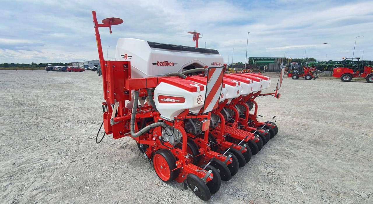 Ozdoken pneumatic precision seeder model VPKT-DG6 - on stock - Precision seeder: picture 1 Ozdoken pneumatic precision seeder model VPKT-DG6 - on stock - Precision seeder: picture 1