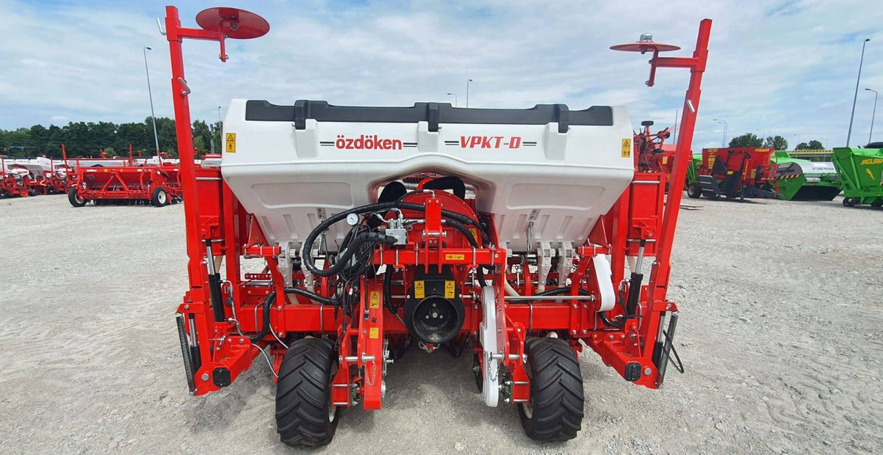 Ozdoken pneumatic precision seeder model VPKT-DG6 - on stock - Precision seeder: picture 3 Ozdoken pneumatic precision seeder model VPKT-DG6 - on stock - Precision seeder: picture 3