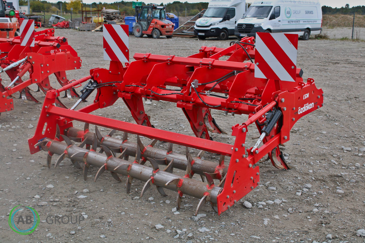 Toscano chisel plow IPST-5 - Demo sale - Subsoiler: picture 4 Toscano chisel plow IPST-5 - Demo sale - Subsoiler: picture 4