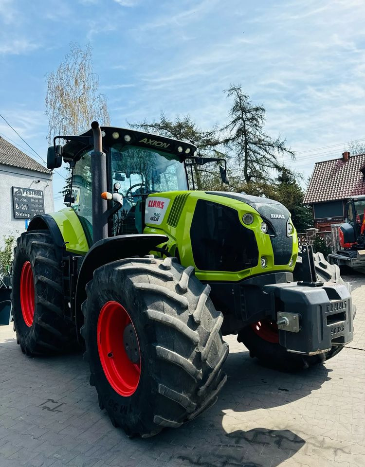 Claas Axion 840 - Farm tractor: picture 2 Claas Axion 840 - Farm tractor: picture 2