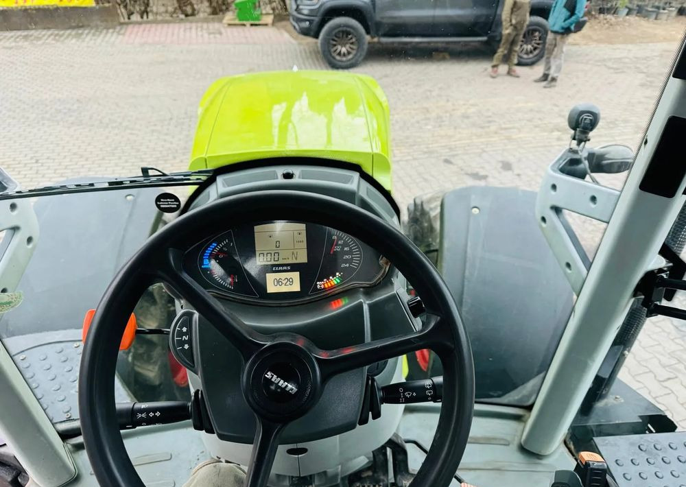 Farm tractor Claas Axion 850: picture 15 Farm tractor Claas Axion 850: picture 15