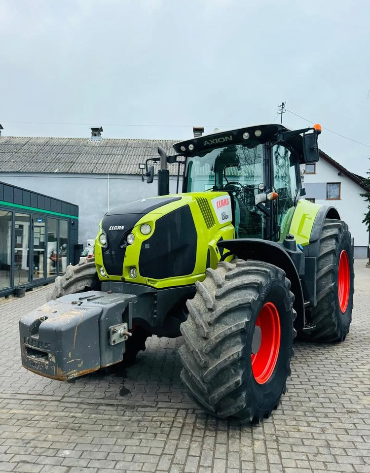 Claas Axion 850 - Farm tractor: picture 1 Claas Axion 850 - Farm tractor: picture 1