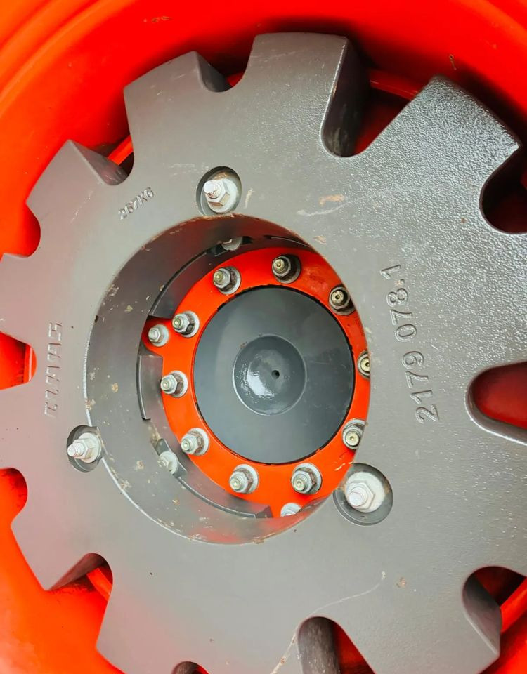 Farm tractor Claas Axion 850: picture 19 Farm tractor Claas Axion 850: picture 19