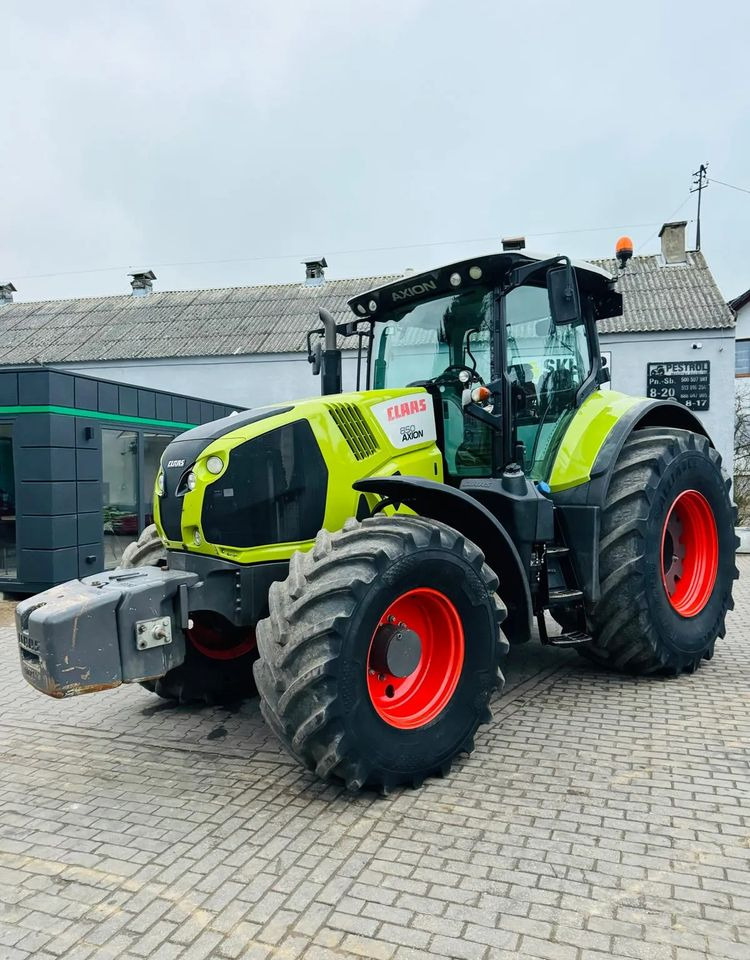 Farm tractor Claas Axion 850: picture 8 Farm tractor Claas Axion 850: picture 8