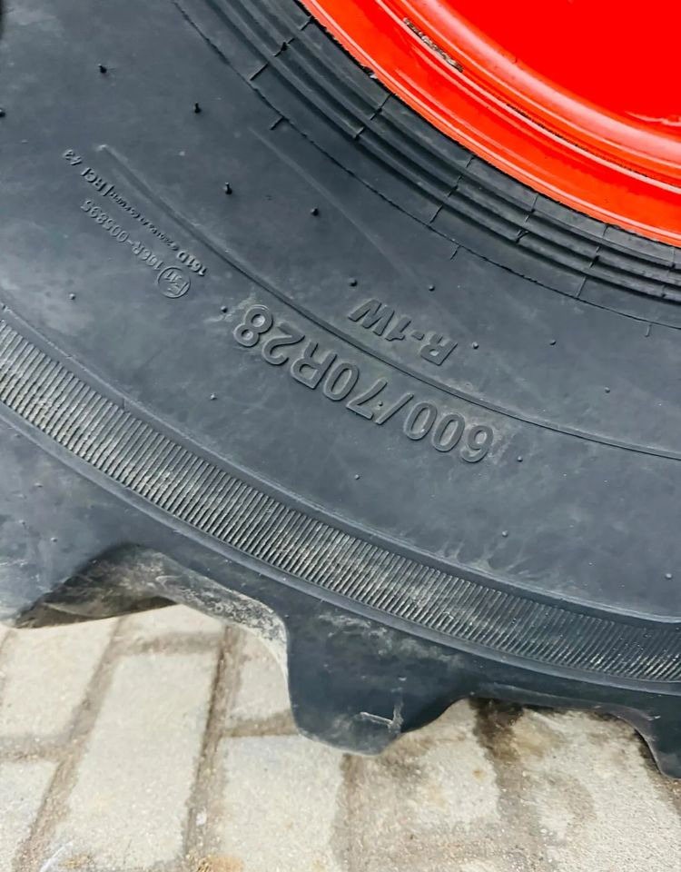 Farm tractor Claas Axion 850: picture 20 Farm tractor Claas Axion 850: picture 20