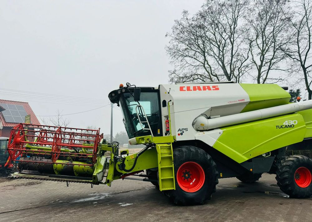 Combine harvester Claas TUCANO 430 APS: picture 7