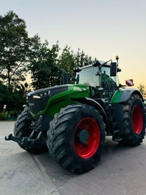 Fendt 1050 VARIO S4 PROFIPLUS - Farm tractor: picture 2 Fendt 1050 VARIO S4 PROFIPLUS - Farm tractor: picture 2