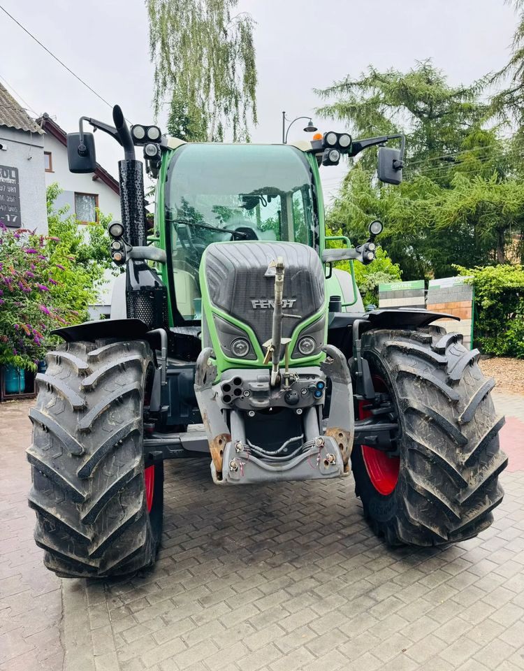 Farm tractor Fendt 512 Vario: picture 8