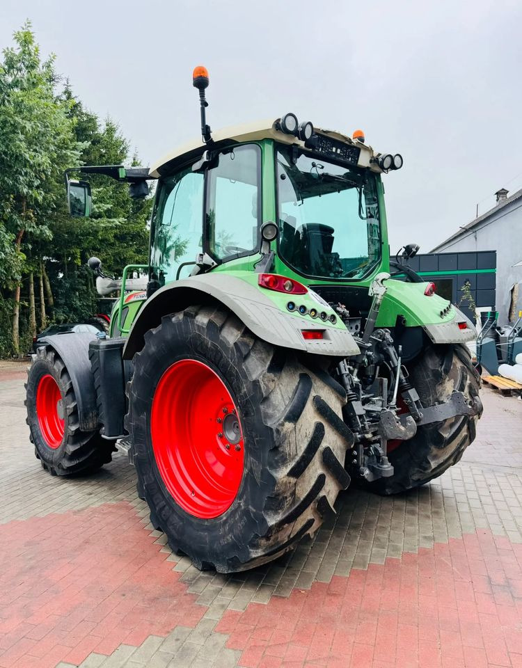 Farm tractor Fendt 512 Vario: picture 11