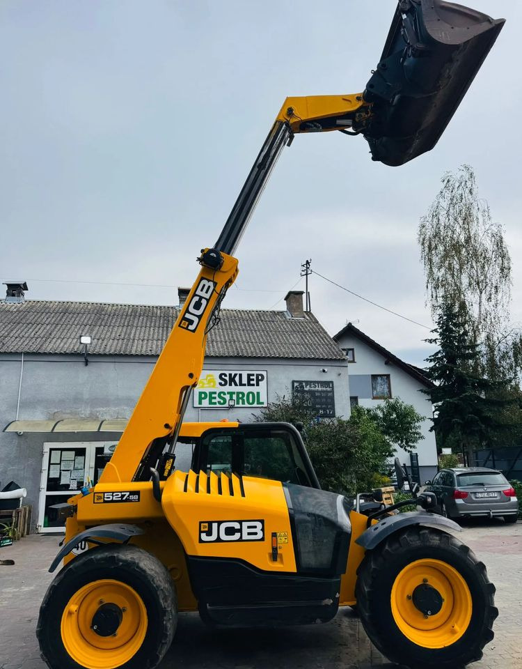 Telescopic handler JCB 527-58 AGRI PLUS: picture 10