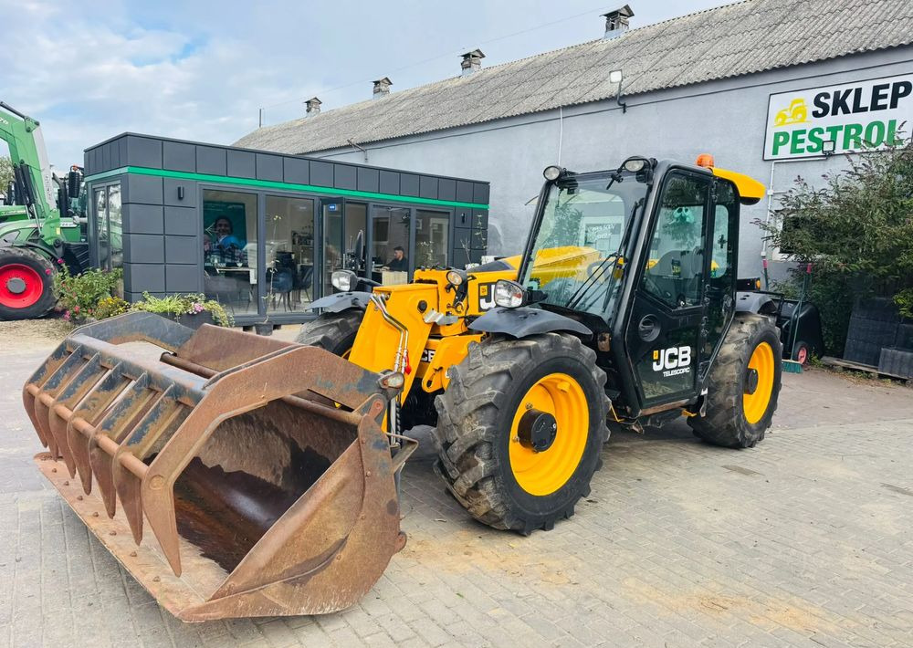 JCB 527-58 AGRI PLUS - Telescopic handler: picture 1 JCB 527-58 AGRI PLUS - Telescopic handler: picture 1