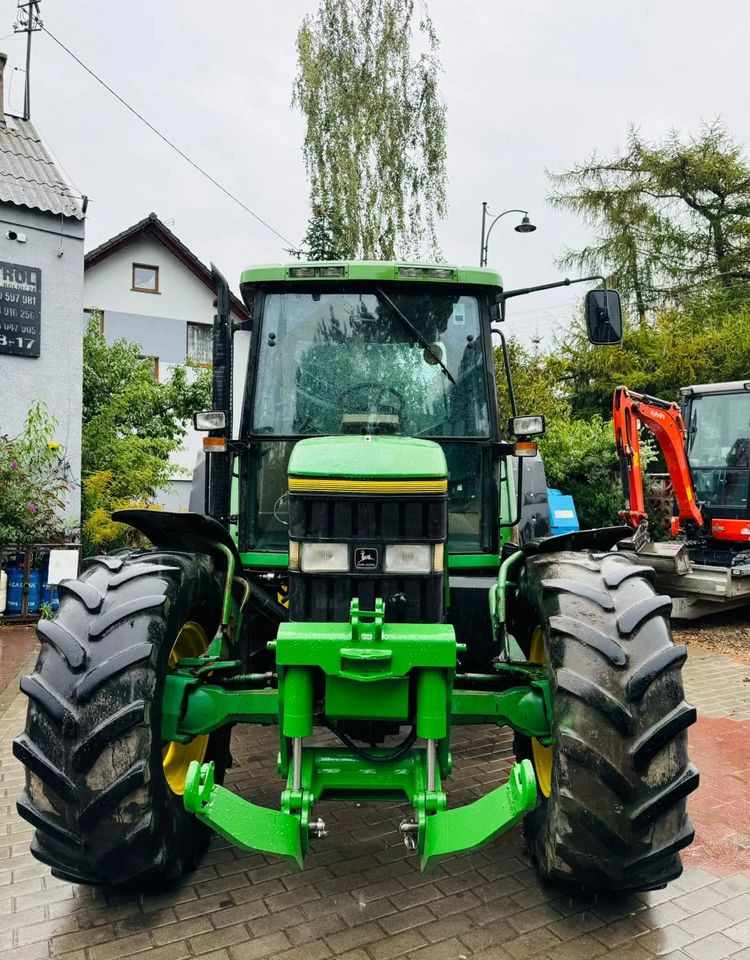 John Deere 6400 - Farm tractor: picture 4 John Deere 6400 - Farm tractor: picture 4