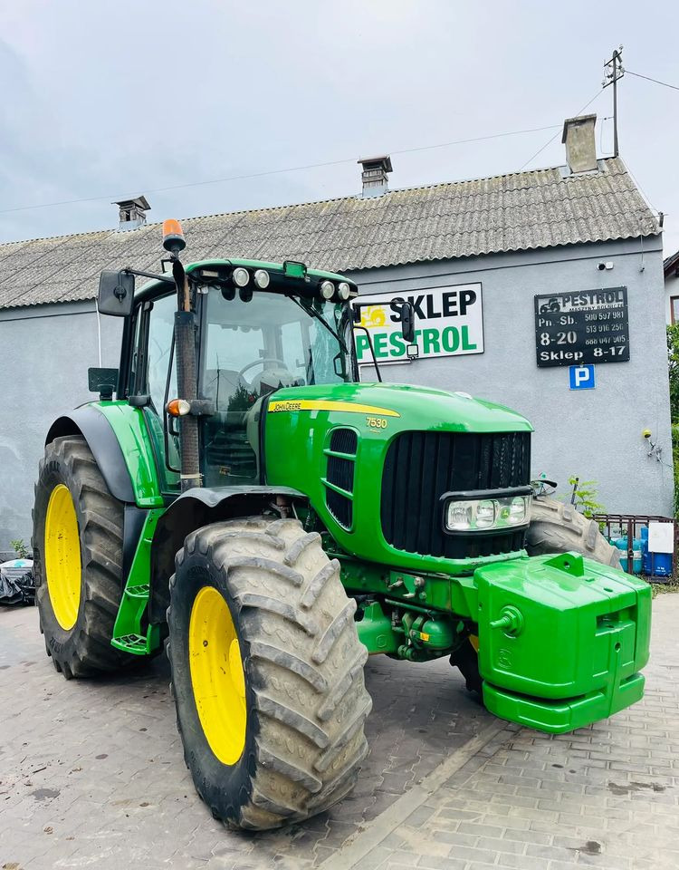 John Deere 7530 PREMIUM - Farm tractor: picture 2 John Deere 7530 PREMIUM - Farm tractor: picture 2