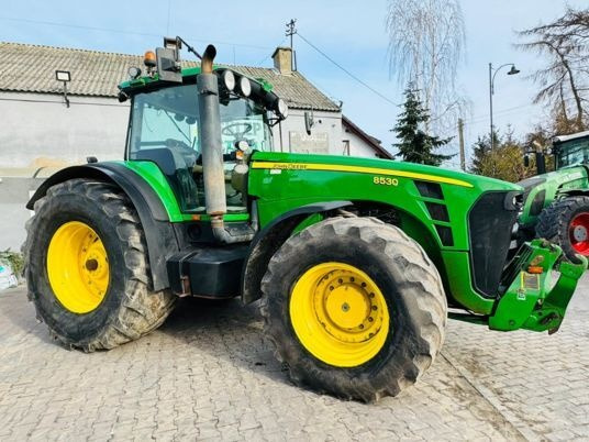 John Deere 8530 - Farm tractor: picture 5 John Deere 8530 - Farm tractor: picture 5