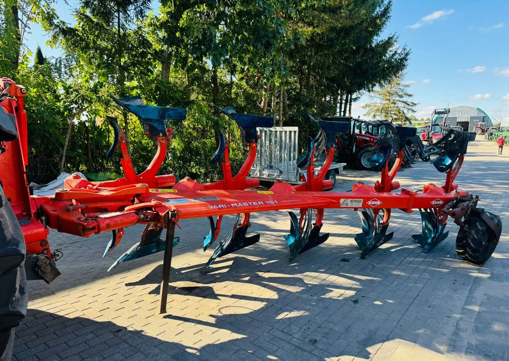 Kuhn Vari Manager 151 - Plough: picture 1 Kuhn Vari Manager 151 - Plough: picture 1