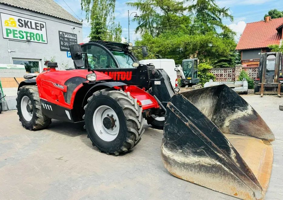 Manitou 741-140 V+ PREMIUM - Telescopic handler: picture 3 Manitou 741-140 V+ PREMIUM - Telescopic handler: picture 3