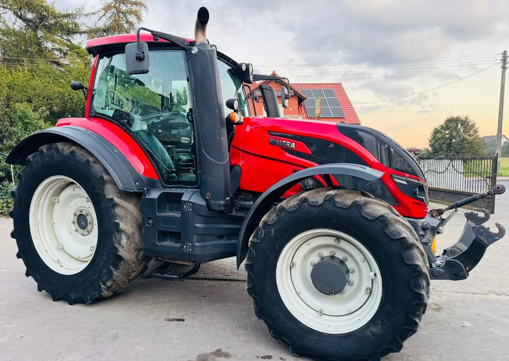 Valtra T214 ACTIVE - Farm tractor: picture 4 Valtra T214 ACTIVE - Farm tractor: picture 4