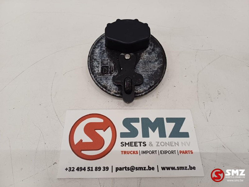 Caterpillar Fuel cap Caterpillar - Fuel processing/ Fuel delivery for Material handling equipment: picture 1 Caterpillar Fuel cap Caterpillar - Fuel processing/ Fuel delivery for Material handling equipment: picture 1