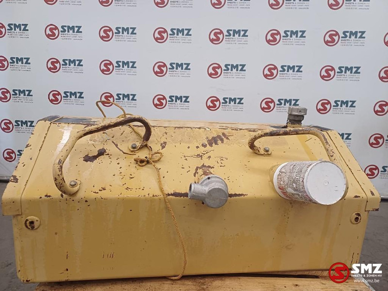Caterpillar Occ brandstoftank D6M Caterpillar - Fuel tank: picture 1 Caterpillar Occ brandstoftank D6M Caterpillar - Fuel tank: picture 1