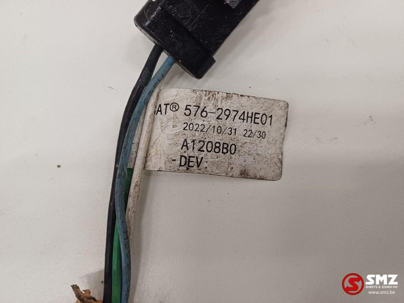 Caterpillar Wire harness Caterpillar - Cables/ Wire harness for Material handling equipment: picture 4 Caterpillar Wire harness Caterpillar - Cables/ Wire harness for Material handling equipment: picture 4