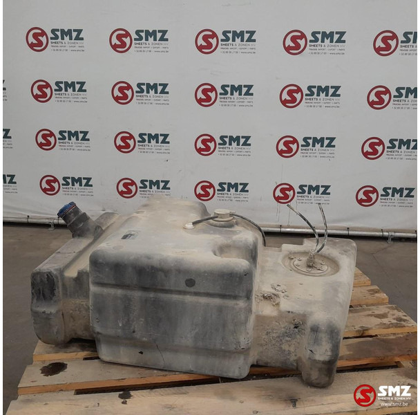 DAF Occ AdBluetank 100L DAF - Fuel processing/ Fuel delivery for Truck: picture 2 DAF Occ AdBluetank 100L DAF - Fuel processing/ Fuel delivery for Truck: picture 2