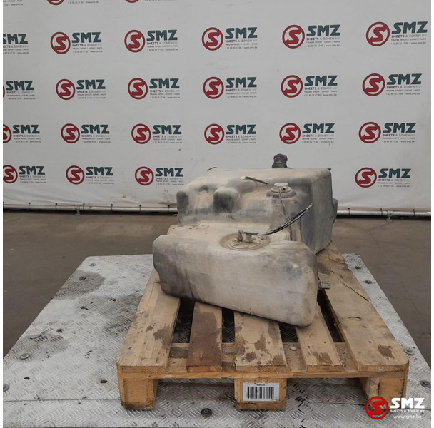 DAF Occ AdBluetank 100L DAF - Fuel processing/ Fuel delivery for Truck: picture 4 DAF Occ AdBluetank 100L DAF - Fuel processing/ Fuel delivery for Truck: picture 4